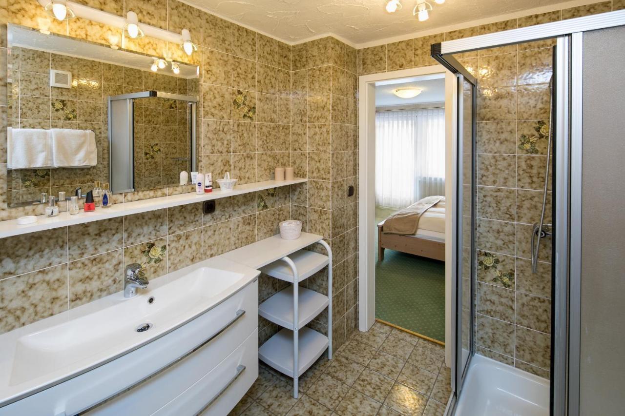 Gaestehaus Boeck Пфронтен Екстериор снимка